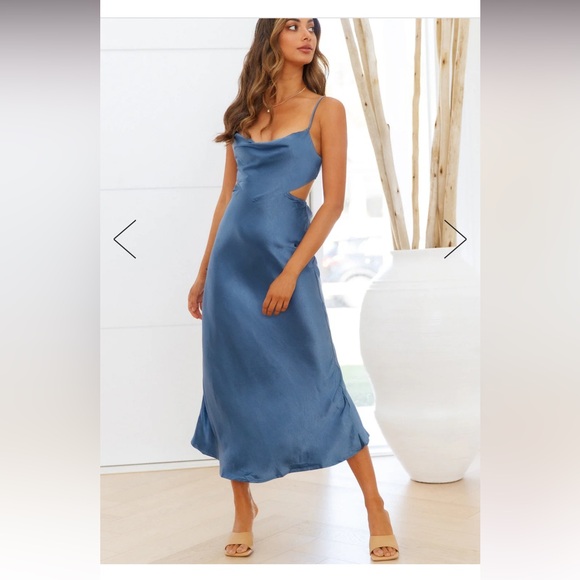 Hello Molly Blue Midi Dress - Picture 2 of 7